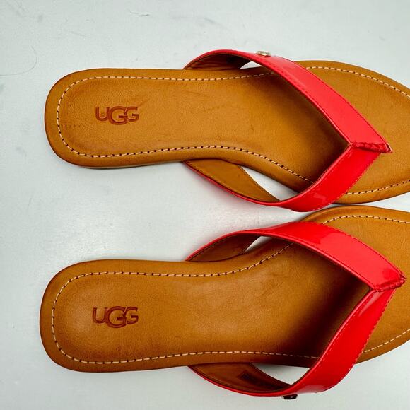 Ugg NWOB Tuolumne Coral Patent Leather Cushioned Summer Flip Flop Sandals - Picture 9 of 11